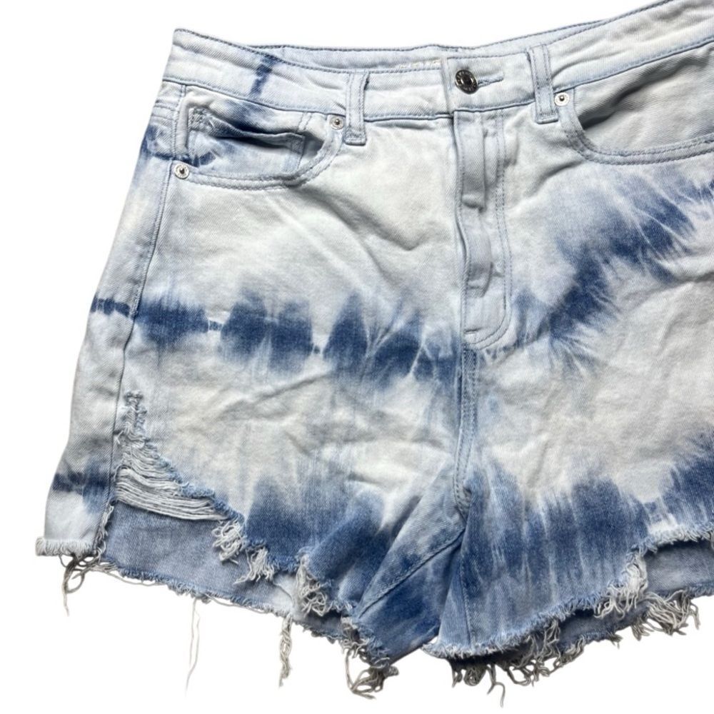 American Eagle Tie-Dye Denim Highest Rise Mom Short Size 6